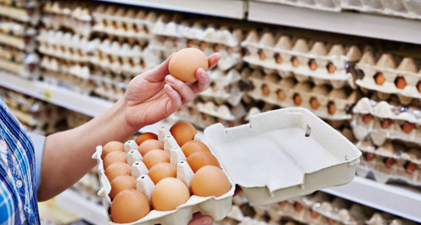 Губернатор Калининградской области посоветовал жителям покупать мелкие яйца вместо крупных