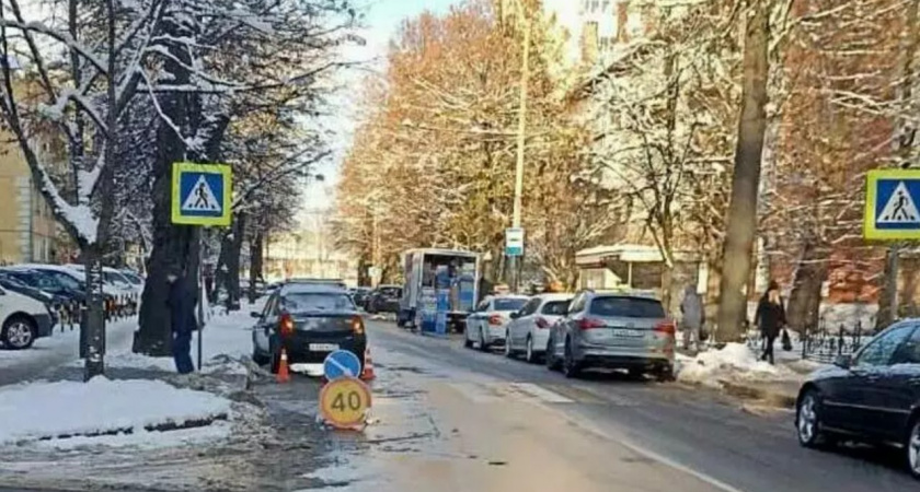 В Калининграде произошло ДТП, в результате которого 61-летняя женщина была сбита Renault
