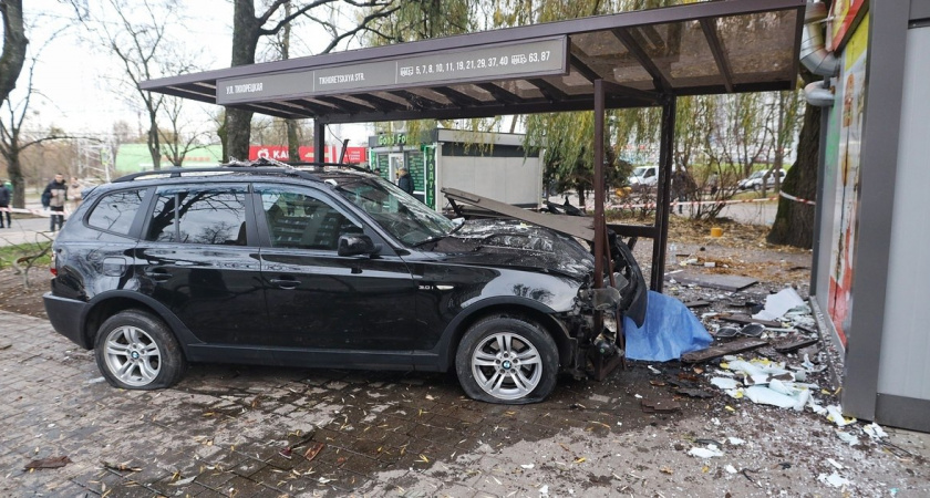 Водитель BMW, который совершил смертельное ДТП, сейчас на свободе после выписки из больницы
