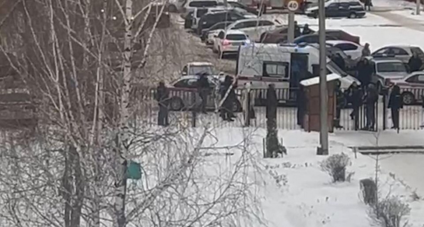 Арестованы гендиректор и сотрудница агентства после стрельбы в брянской гимназии