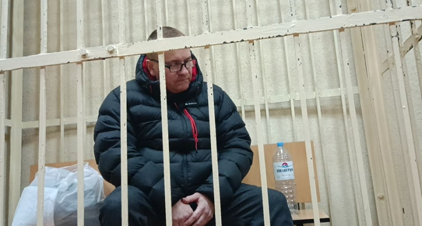 Отец школьницы, которая устроила стрельбу в Брянске, вышел на свободу из СИЗО