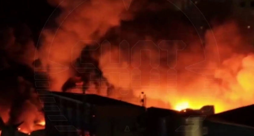 Чудовищный пожар в Петербурге! Ситуация особой сложности! Столб дыма видно за несколько километров (ВИДЕО)