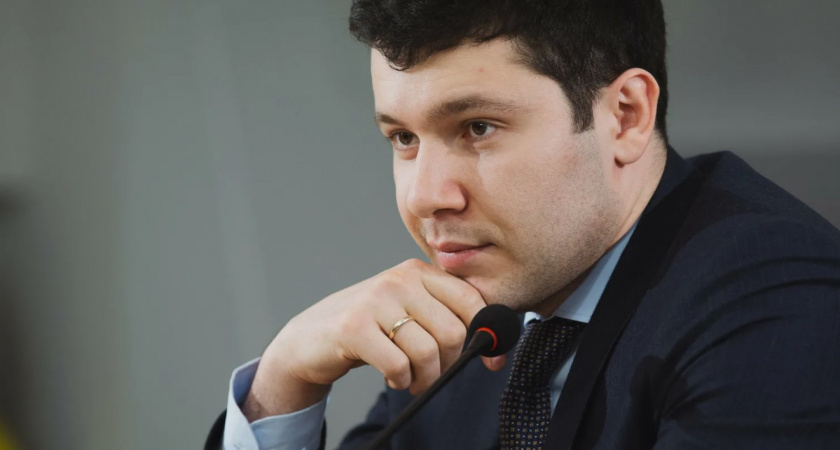 Антон Алиханов уже начал рекламировать одежду? Что сподвигло губернатора на этот шаг?