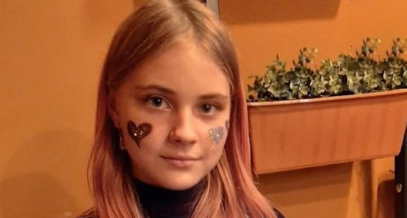 «Вышла из дома, но до школы не дошла» Пропала школьница из Светлого! Подробности