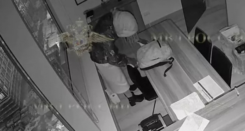 «Находчивый вор» Пришлось переодеться в девушку, чтобы украсть 18 миллионов рублей