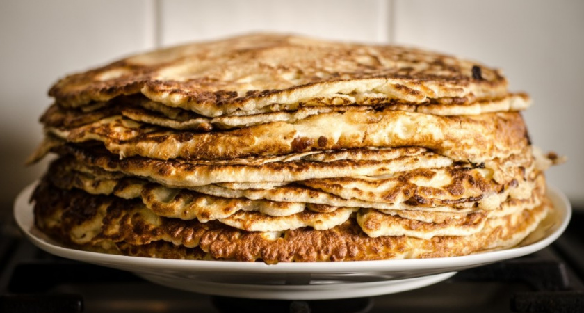 Какие ошибки совершают многие, когда готовят блины. Технолог рассказал и поделился советами