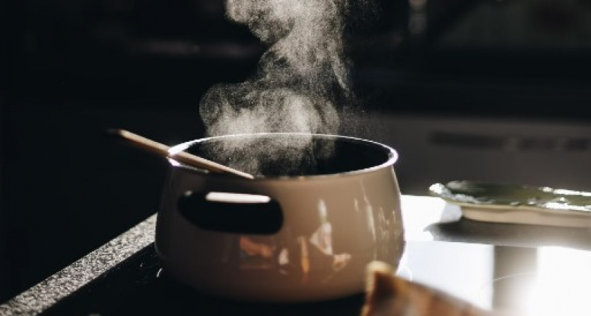 Как не нужно лечить ОРВИ. Врач рассказал о вреде одного народного метода