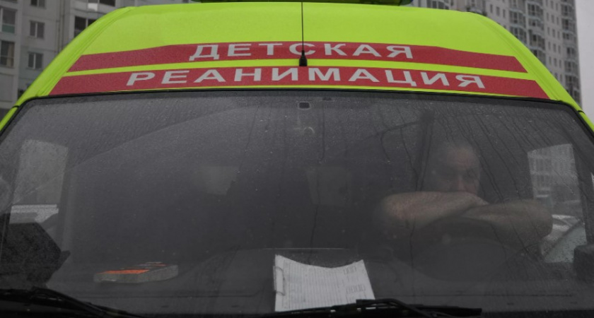 Маленькому мальчику хирурги смогли удалить опухоль размером с 3-литровую банку