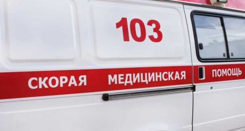 Школьница решила прыгнуть в сугроб, а в итоге оказалась в больнице. Подробности происшествия в Москве