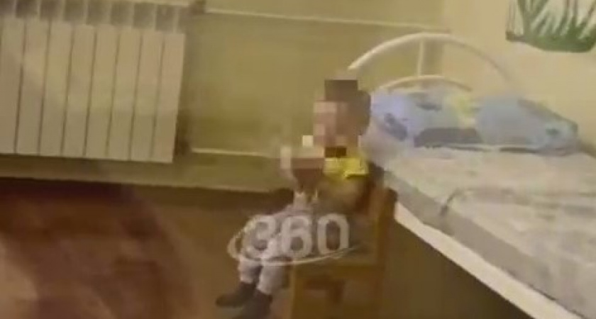 «Нет времени на "таких" детей» Маленькую девочку оставили одну в палате на 3 дня без воды (ВИДЕО)