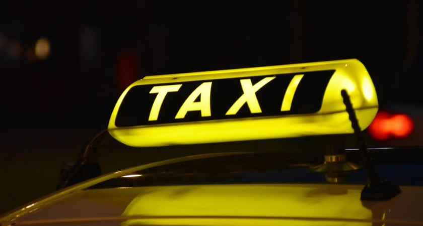 «Вот и покатались» Калининградцы накинулись на таксиста прямо в машине и чуть не лишили его зрения