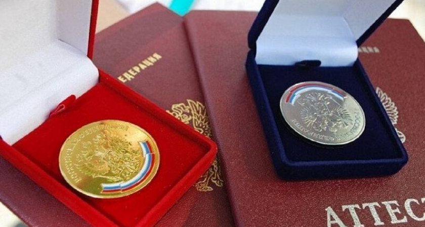 Калининградские выпускники снова будут получать серебряные медали. Какие условия для этого нужно будет выполнить
