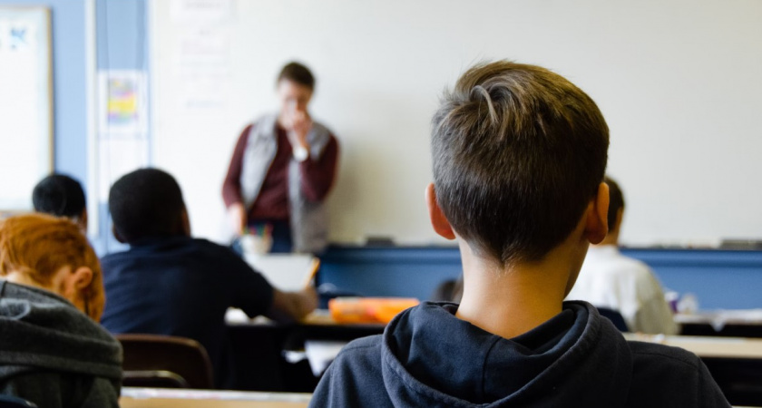 За школы взялись: домашних заданий станет меньше. Что Владимир Путин поручил сделать во всех государственных школах