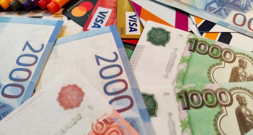 Стало известно, в каких числах апреля калининградцы получат пенсии и выплаты других пособий