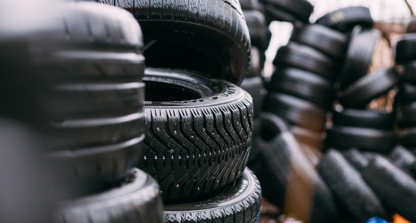 Калининградским водителям рассказали, когда можно будет поменять резину с зимней на летнюю