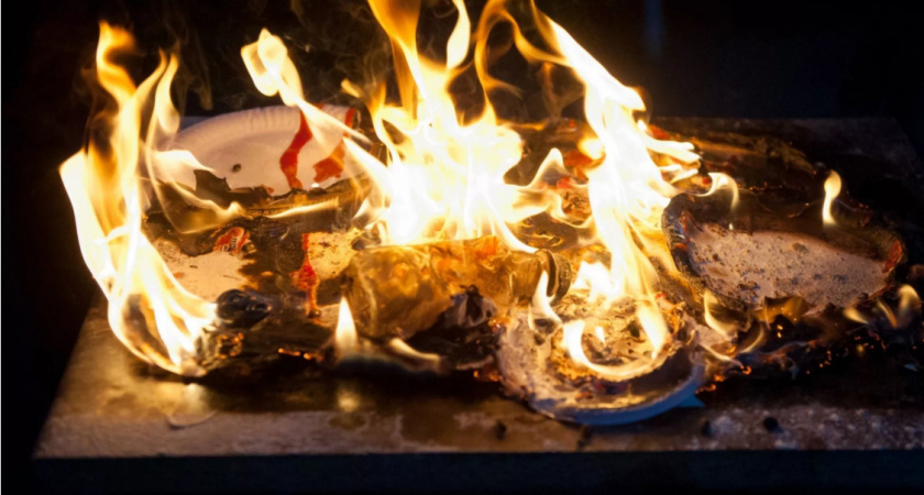 Разборки между супругами чуть было  привели к пожару в старом немецком доме, где проживают несколько семей