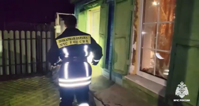 МЧС Оренбургской области продолжает проводить эвакуацию местных жителей в безопасные районы (ВИДЕО) 