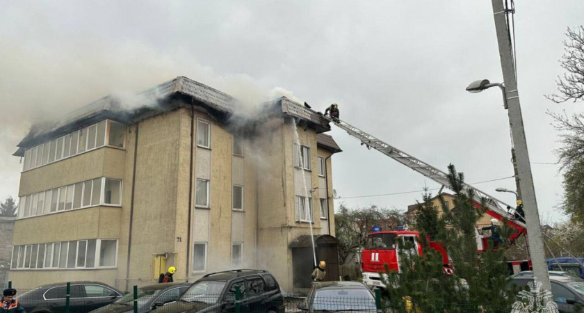 Срочная новость. Пожар в многоквартирном доме по улице Орудийной (ВИДЕО)
