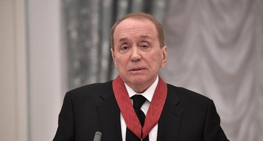 Здоровье не железное: почему Александр Масляков решил покинуть пост бессменного ведущего КВН 