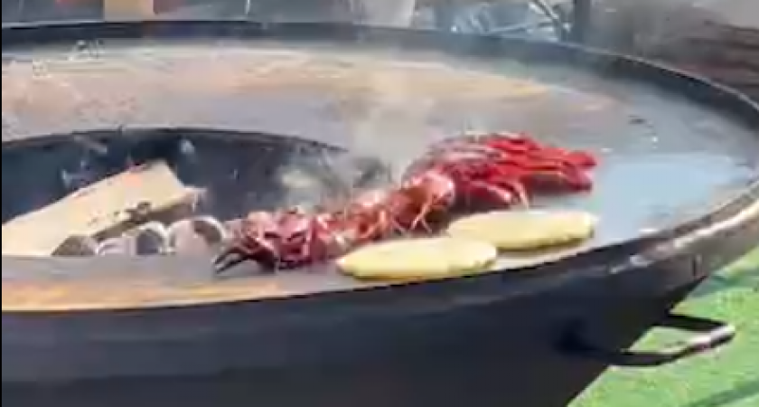 В Зеленоградске стартовал юбилейный гастрономический пир! (ВИДЕО)