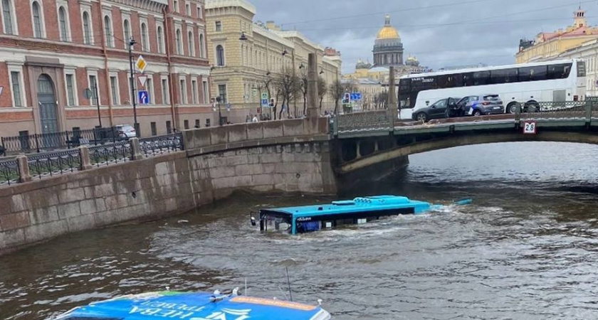 Что известно о последствиях вчерашнего ДТП с автобусом в Петербурге. Актуальная информация