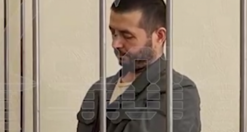 Пять нарушений ПДД и арест: история водителя автобуса, упавшего в реку в Петербурге (ВИДЕО)