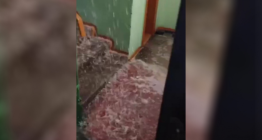 Калининградский потоп: жуткие кадры из домов, последствия и комментарии представителей администрации (ВИДЕО)