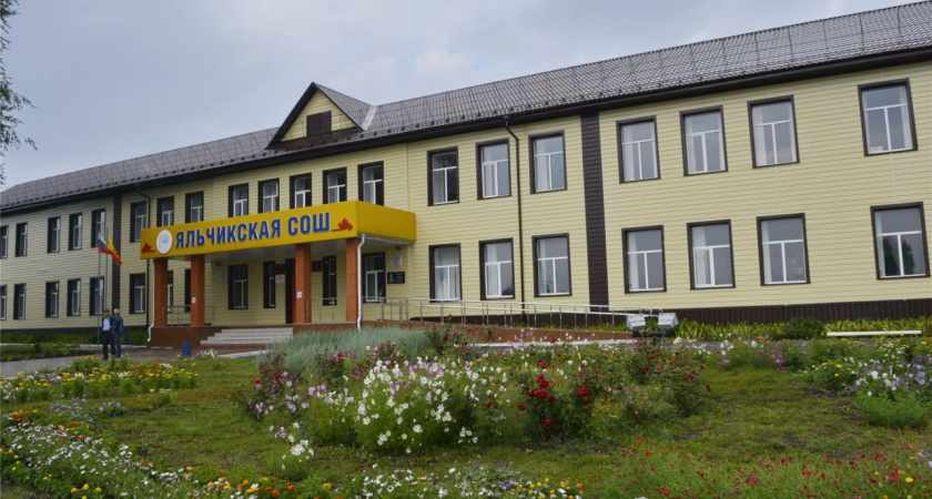 Новый скандал с досмотром, сдающих экзамены ЕГЭ. В каком регионе заставили детей раздеться до белья
