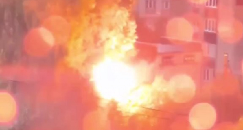 Буйство стихии погрузило поселки в темноту: коммунальщики борются с последствиями (ВИДЕО)