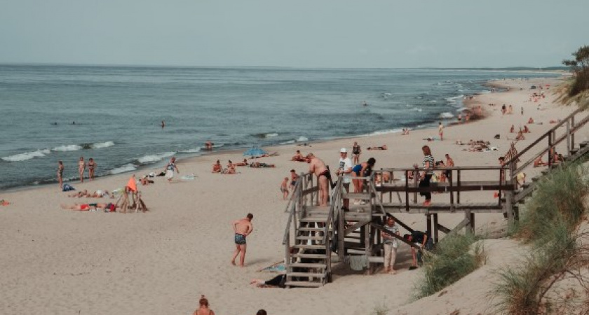 Погода позволяет, но получится ли искупаться? Обзор ситуации на пляжах в Калининградской области