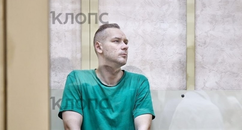 Суд избрал меру пресечения для водителя, въехавшего в толпу людей на улице Черняховского вчера вечером 