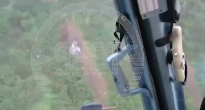 Что на данный момент известно о крушении вертолета с туристами на Камчатке. Актуальная информация и кадры с места (ВИДЕО)