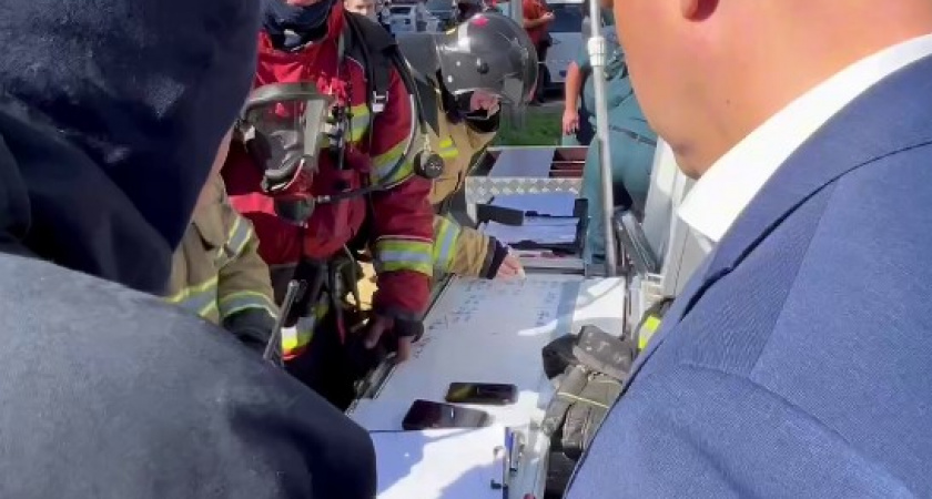 Врио губернатора Беспрозванных назвал предварительную причину сегодняшнего пожара на улице Эпроновской в Калининграде (ВИДЕО)