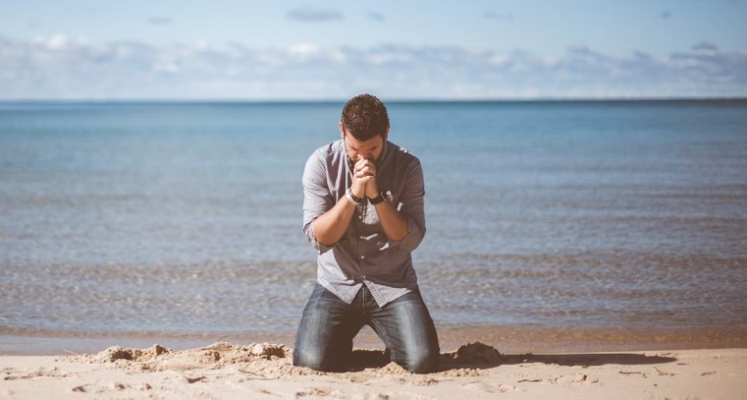 От бедности до богатства лишь шаг. Как россиянин стал миллионером после прогулки по пляжу в Крыму