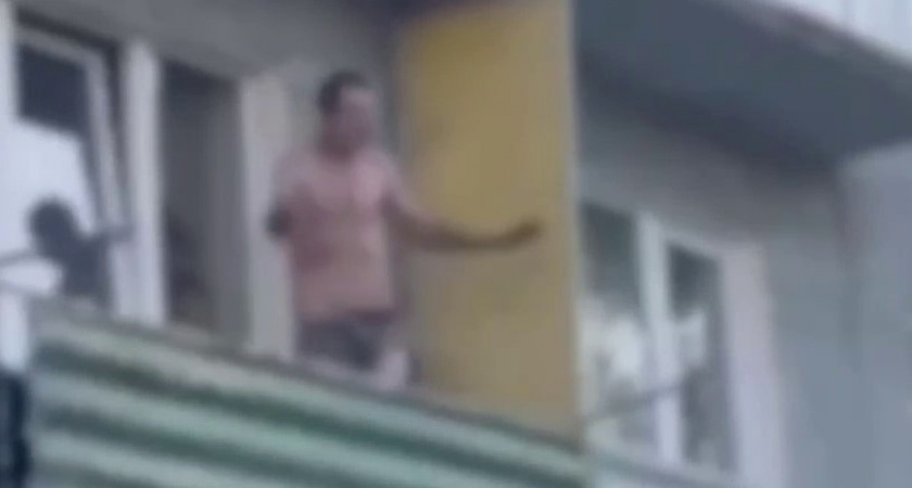 Голый и бесстрашный: калининградец устроил переполох и вылетел из окна на Красносельской. Причины и последствия