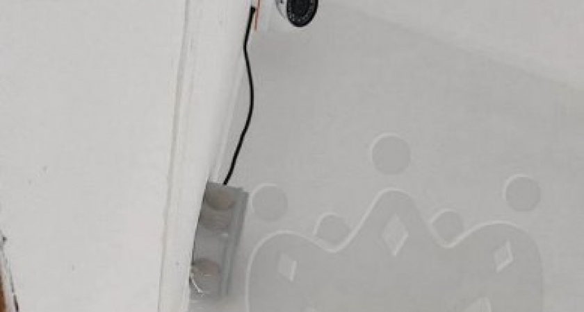 Скандал в калининградской школе: видеонаблюдение в женских уборных вызвало возмущение родителей