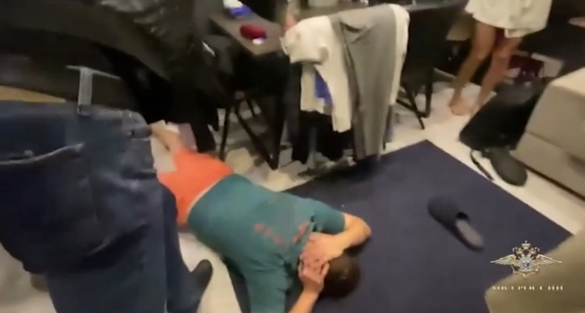 Новое уголовное дело и обыск: в чем подозревают Артема и Валерию Чекалиных 