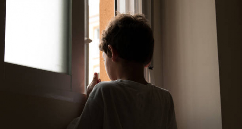 В популярной передаче на Федеральном канале освятили ситуацию в семье, где истязают ребенка 