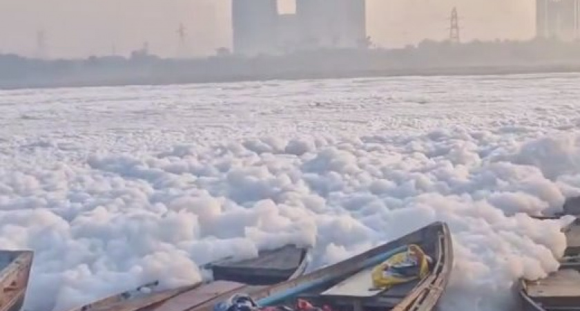 Экологическая катастрофа на Ямуне: фосфаты превращают реку в опасную зону