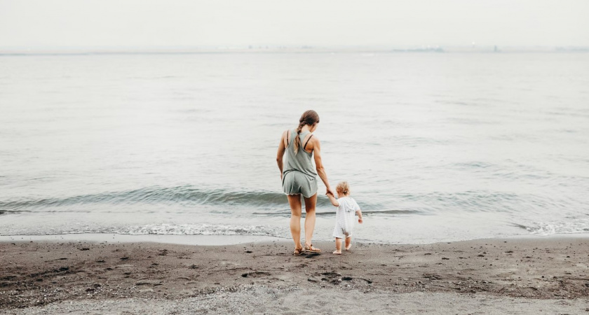 От пеленок до патриотизма: как в России собираются делать детей патриотами с рождения