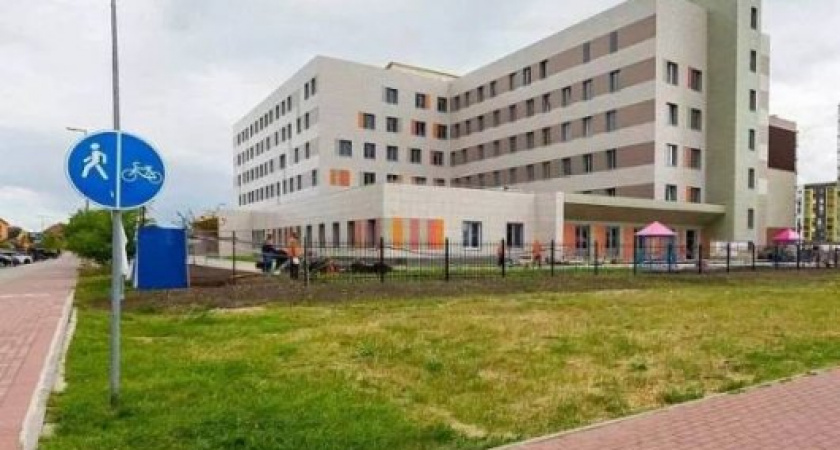 Беспрозванных посетил поликлинику на Сельме и рассказал, когда она наконец-то откроется