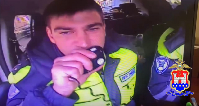 В Гусеве сотрудники ГИБДД экстренно доставили пострадавшего в ДТП 12-летнего ребенка