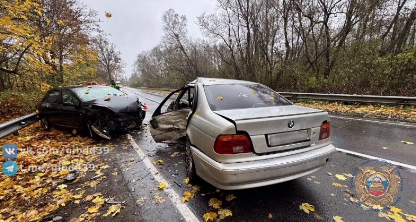 Удар пришелся прямо в водительскую дверь: в Полесском районе случилось ДТП с пострадавшими. Причины и последствия