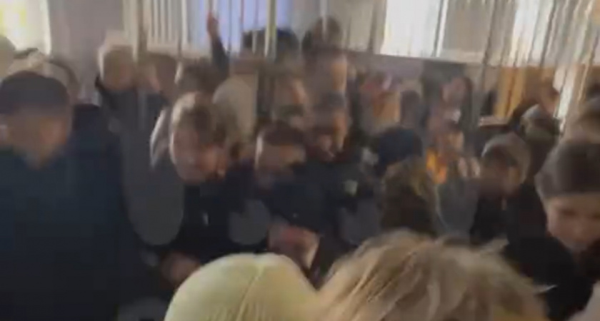 ЧП в Краснодарской школе: во время давки пострадали дети