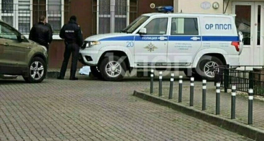 Трагедия в Калининграде: очевидцы рассказали о деталях падения женщины с пятого этажа