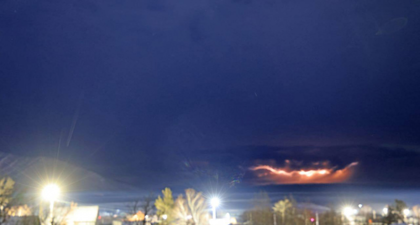 Красный уровень опасности: что сейчас творится на Камчатке из-за пробуждения вулканов