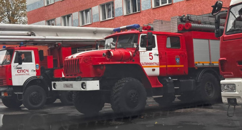 Успел позвонить в скорую: в Калининградской области мужчина погиб при попытке потушить баню