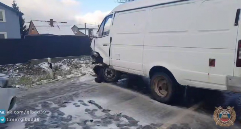 Гололед дал о себе знать: стало известно о ДТП на зеленоградской трассе. Есть пострадавшие