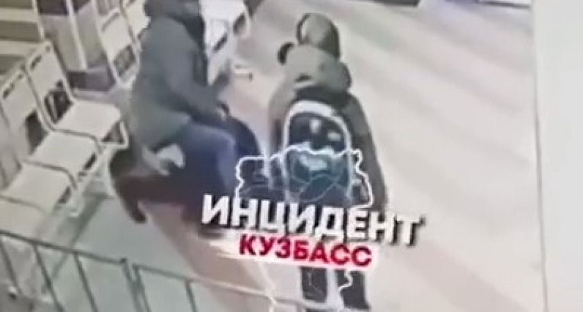Чуть не убил на месте: как россиянин в школе чуть не убил ребенка из-за его конфликта с одноклассником