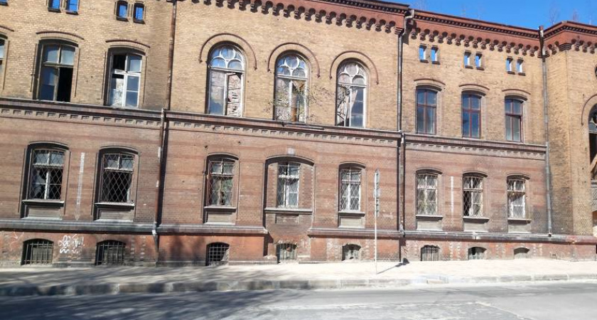 Памятник в огне: сгоревшее здание в Калининграде хотят восстановить за миллионы